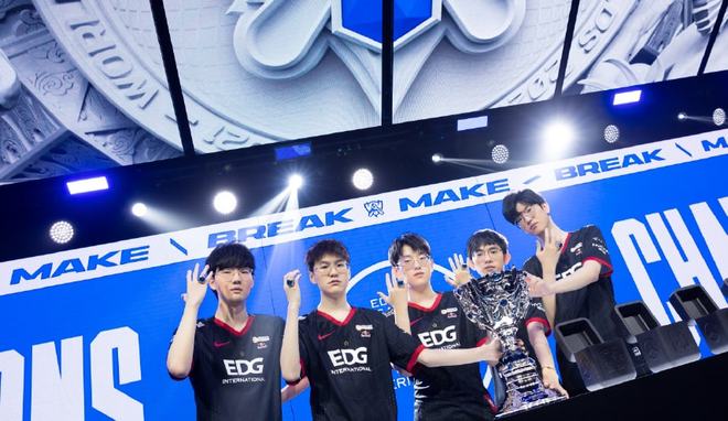 历一代黄金 历一代黄金